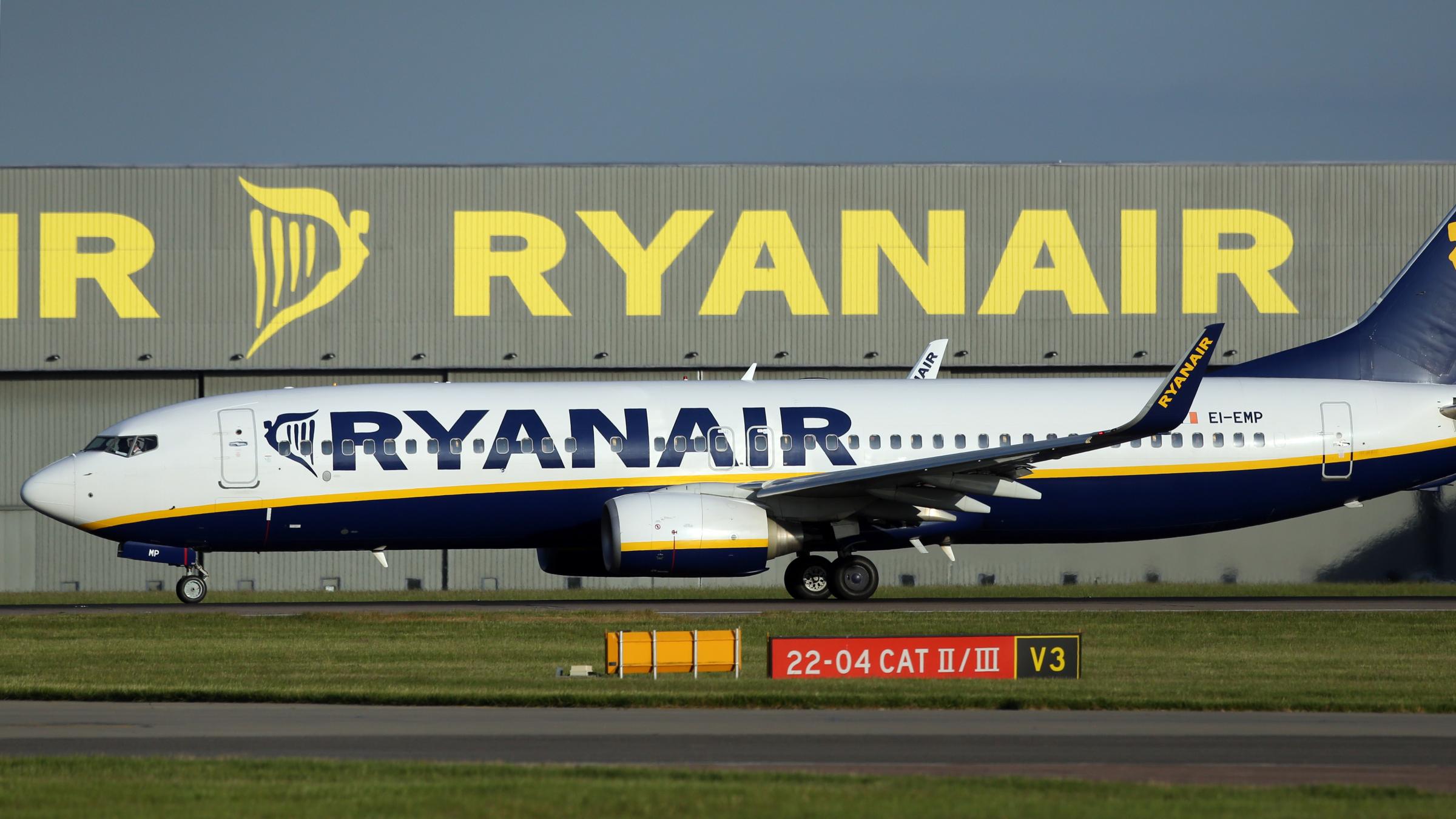 ryanair left item on plane