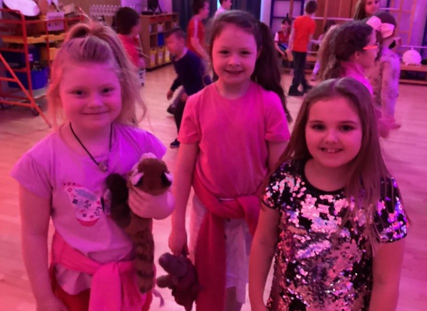 Ysgol Maes Y Felin pupils enjoying the fundraising Valentine’s disco.