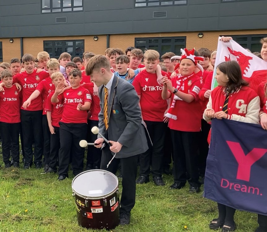 Ysgol Bryn Alyn student and Wrexham AFC drummer, Mannie Thomas.