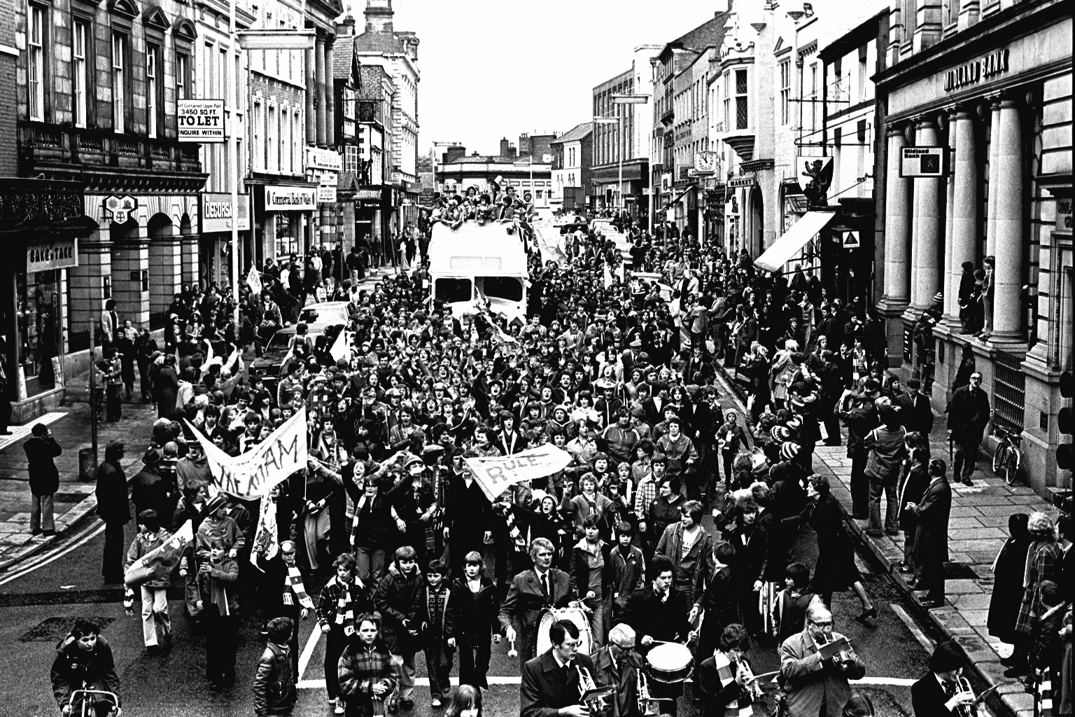 Wrexham was filled with fans to see the players parade, 1978