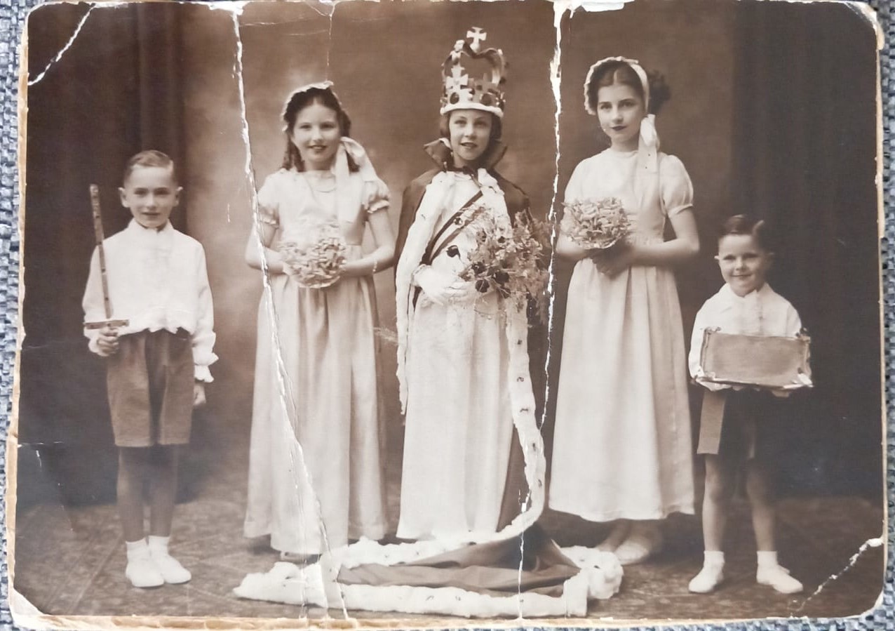 Wrexham dressed up to recreate the 1953 Coronation. Photo courtesy of Beryl Roden (nee Bithell).