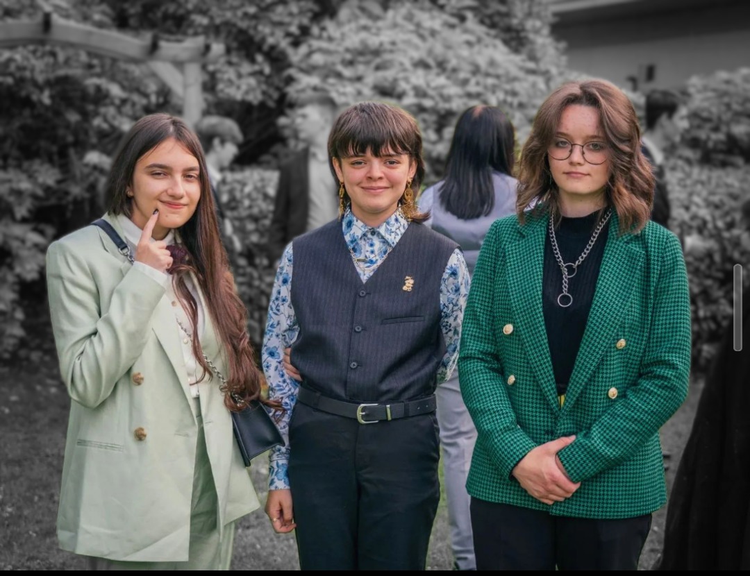 Ysgol Rhosnesni prom for Krisi Todorova, Megan Williams and Hermione Edwards.