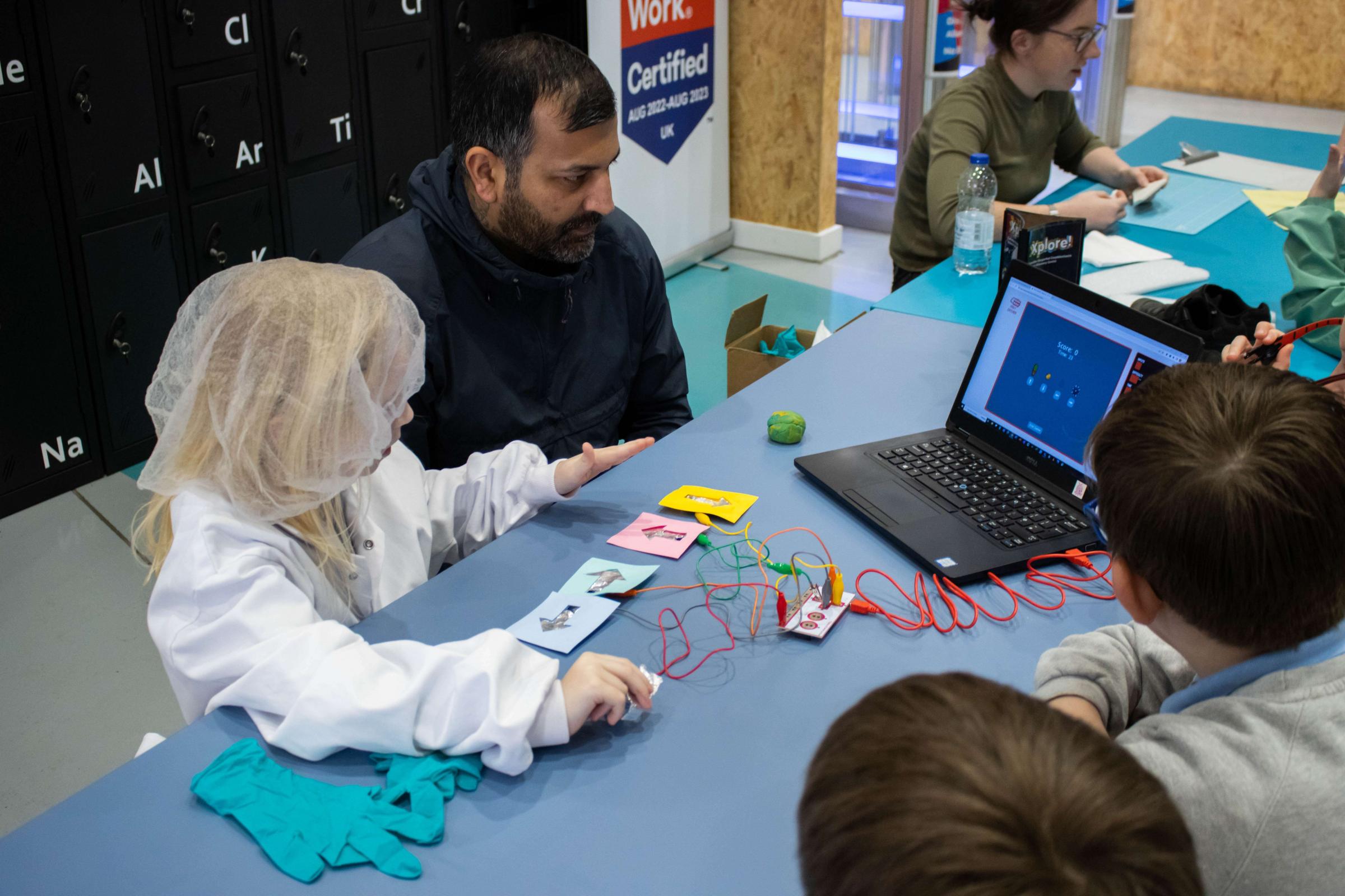 Xplore! Science Discovery Centre hosted four STEM-based activities for primary school students, where they engaged with Ipsen employees. 