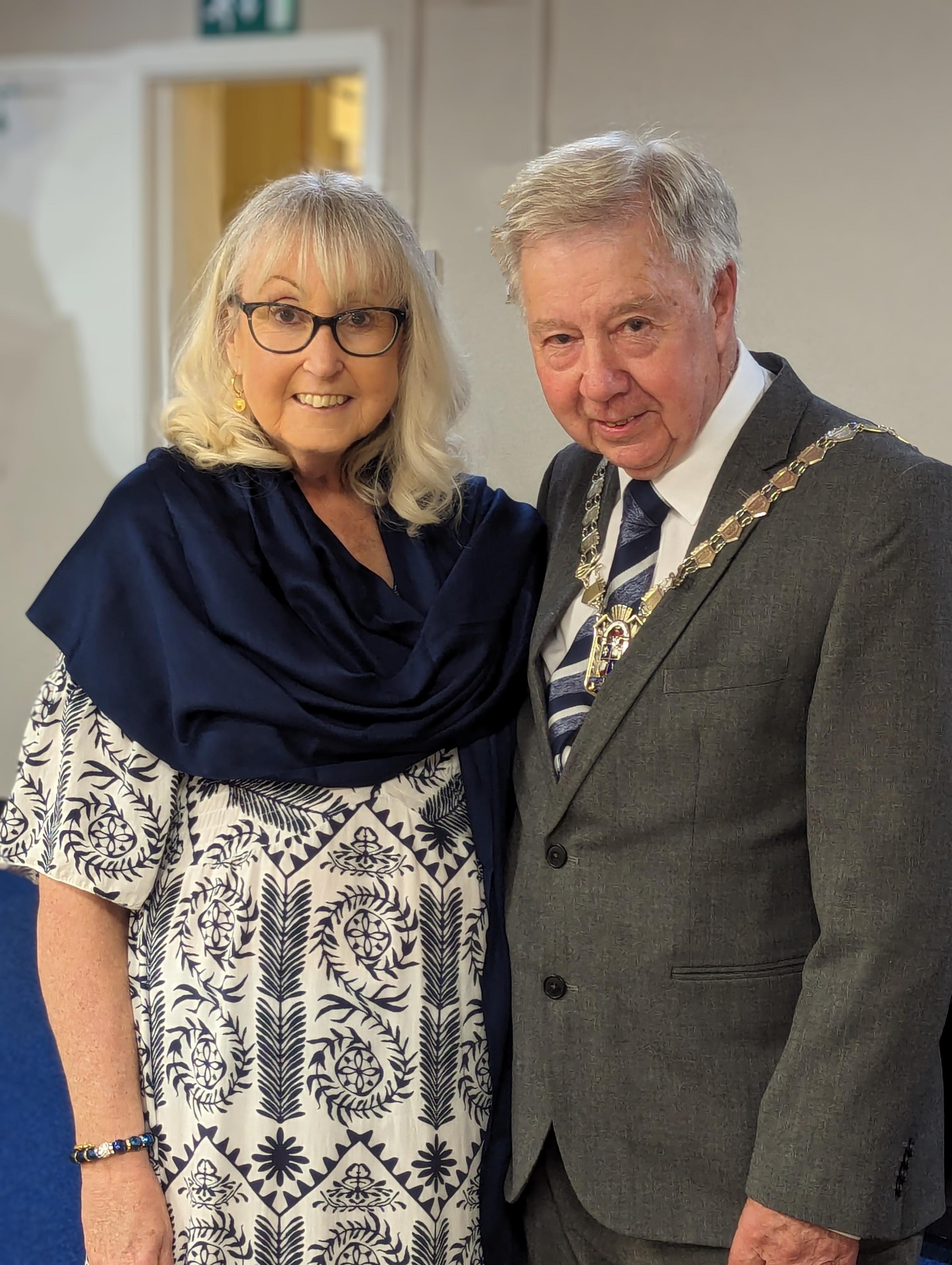 Mayor of Mold Cllr Brian Lloyd with retiring Mayor Cllr Teresa Carberry